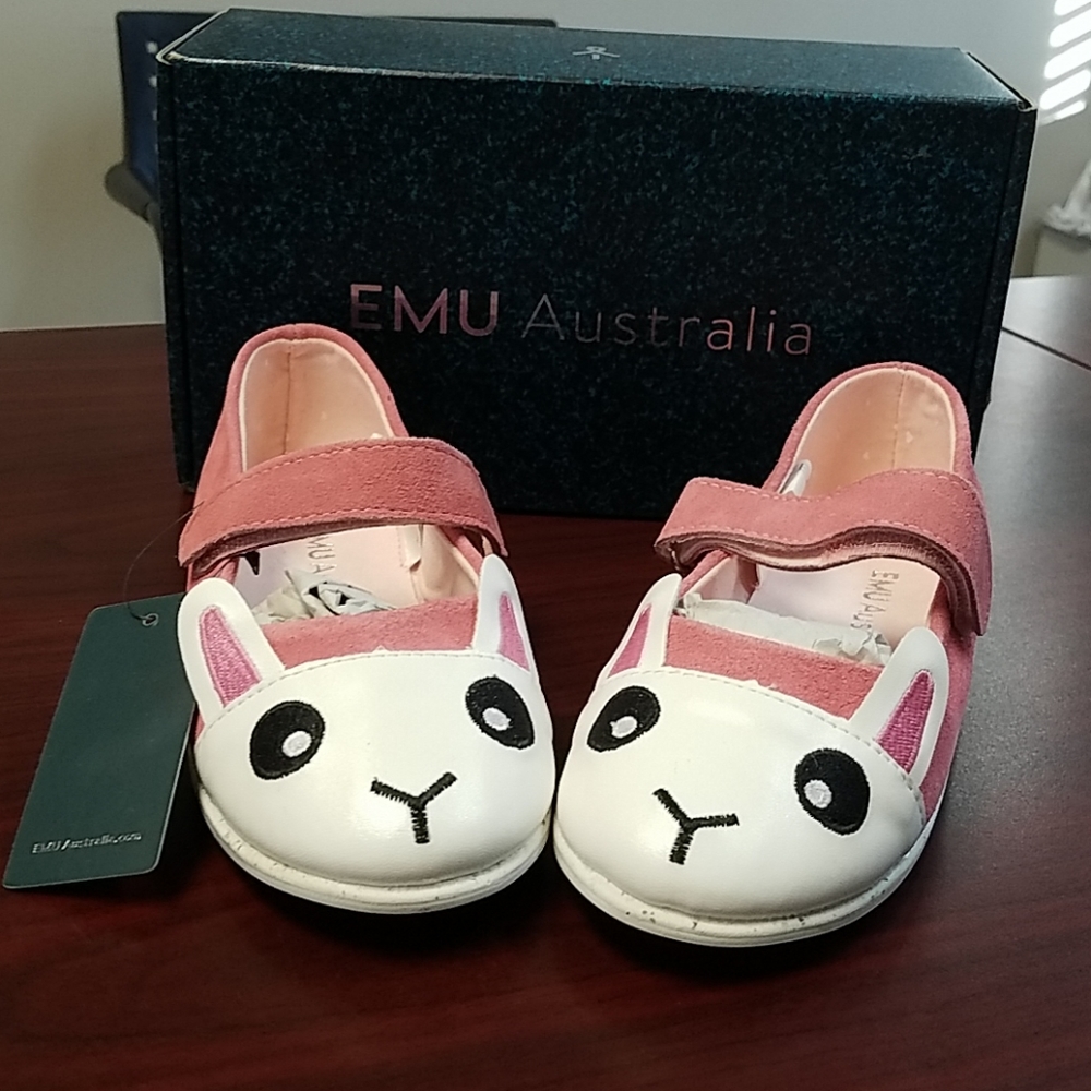 Emu ballet flats